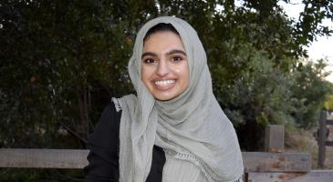 photo of incoming 5th Year MIDS student Noor-Ul-Ain Ali smiling