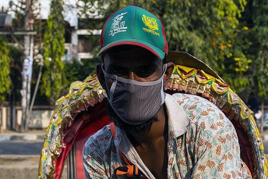Man in Bangladesh wearing a face mask
